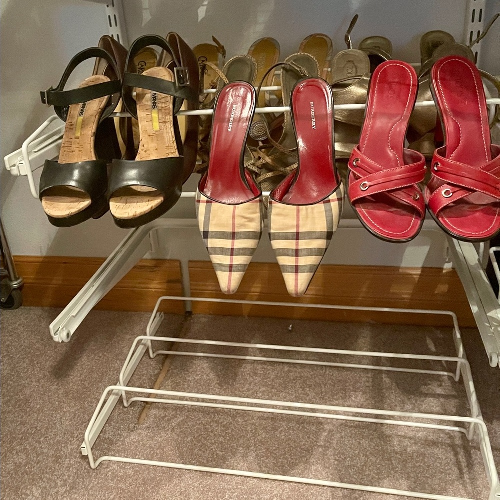 Container Store 2’ ELFA Gliding Shoe Rack White for Heels